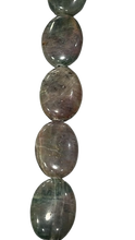 Cargar imagen en el visor de la galería, Jaspe Ovalo 25 x 18 mm
