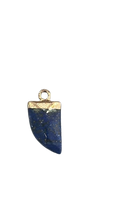 Cargar imagen en el visor de la galería, Mini Dije Lapislázuli
