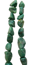 Cargar imagen en el visor de la galería, Aventurina Verde
